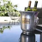 House Nona * 茨里克韦尼察