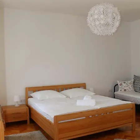 House Nona Holiday home